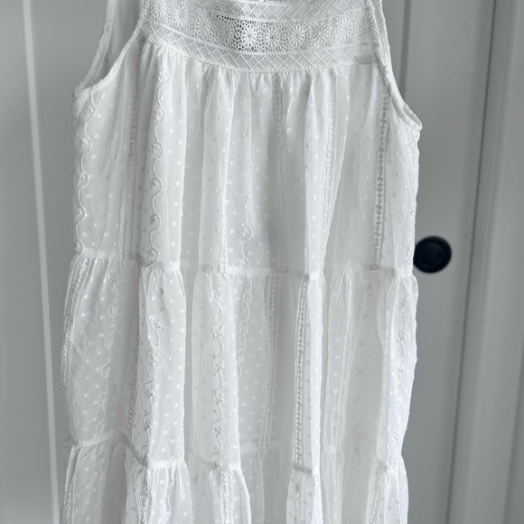 White eyelet mini dress - Picture 3 of 3